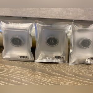 (1) remaining available f12 (black)